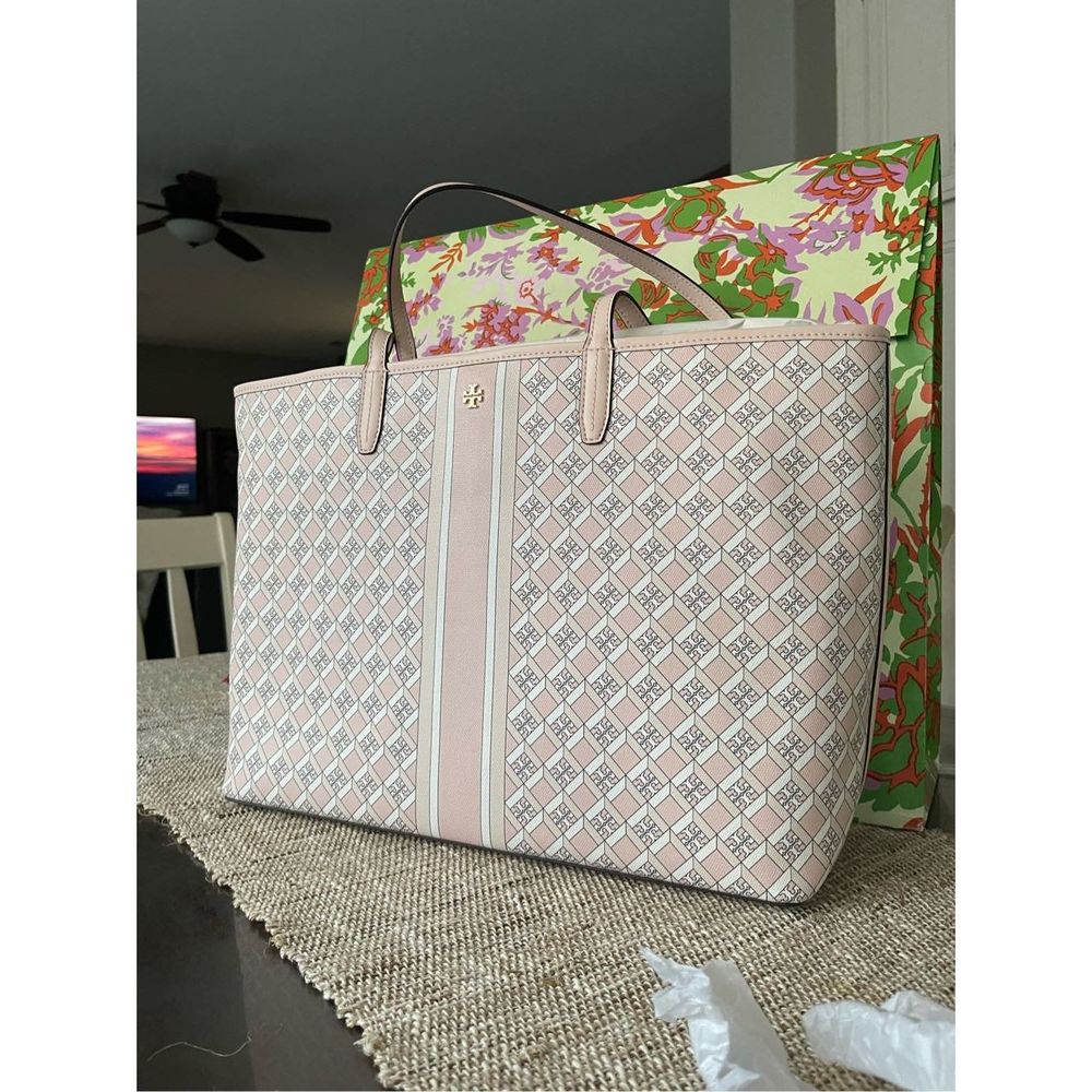 New Tory Burch geo logo monogram pattern allover pink - Picture 12 of 12